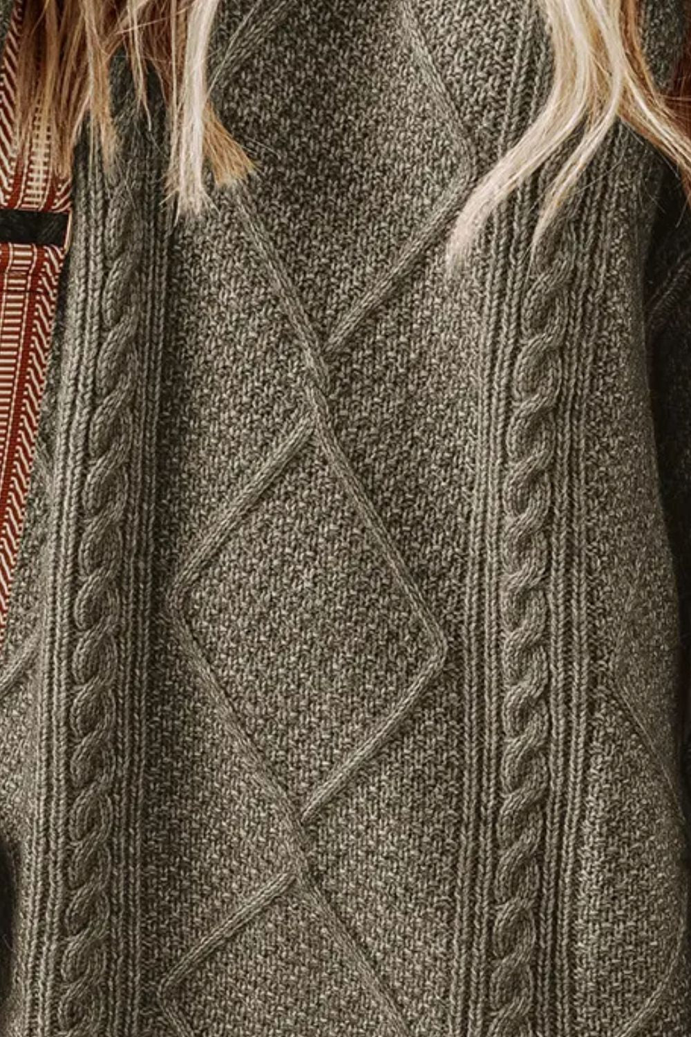 Sweater Dress- The Effortless Cable Knit – Slip On, Style Up, and Go! We all know it can be a busy season! ; This cable knit sweater dress comes in several color choices and is such a versatile choice to go from work to holiday events! It is an effortless choice to get dressed quick! We love how it is a blank canvas for you to accessorize and show off your individuality! It's a timeless, wardrobe staple!
