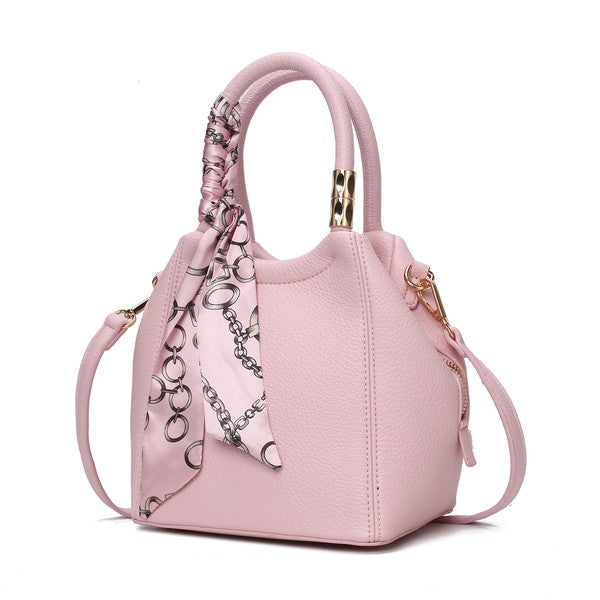 This Eco-Friendly Tote Bag is made with high quality Vegan Leather- Win!
This stylish tote looks like it came off the runway, but at a wallet friendly price point- WIN!
This versatile tote compliments working, travel, evenings out, and everyday wear. It's attention to detail and soft vegan leather conveys a polished look when you need one- WIN!!