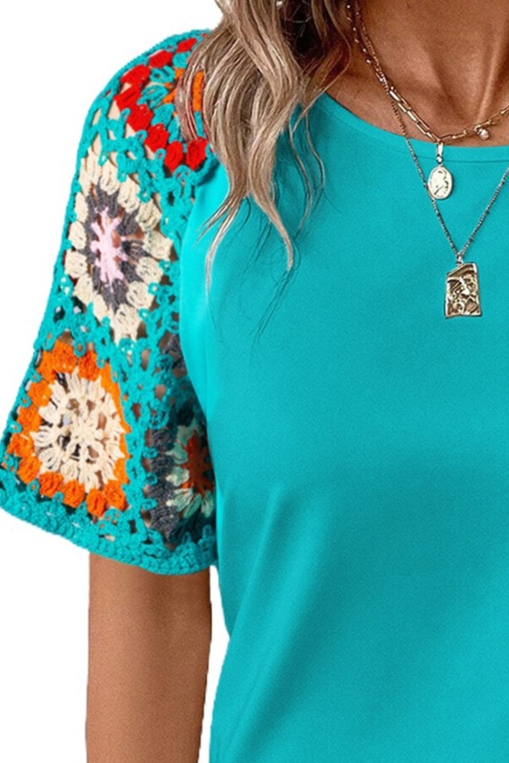 Geometric Round Neck Short Sleeve Blouse. Grap this classic geometric and crochet shirt! Just pick out the color you like best! This a wardrobe staple your closet has been waiting for.