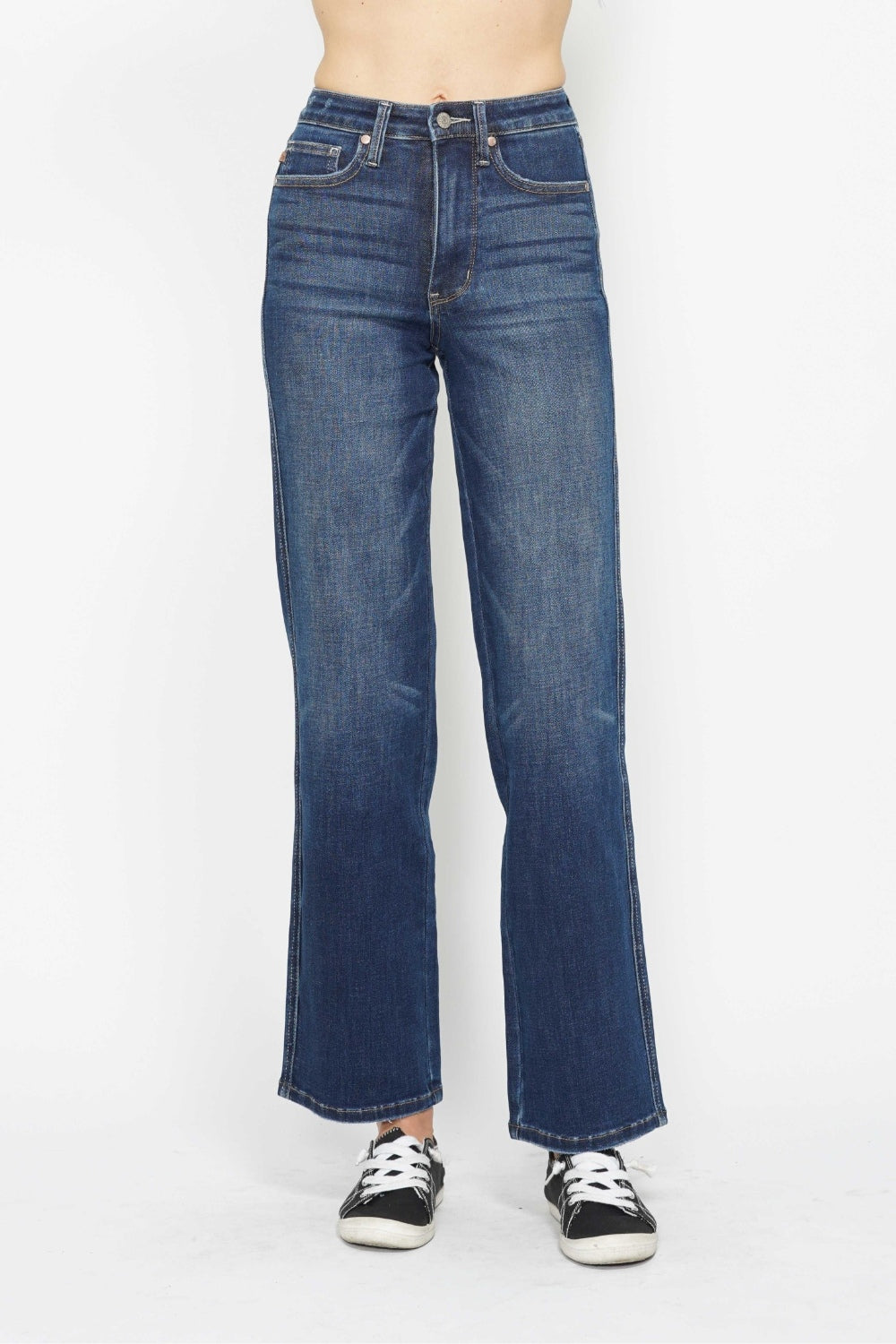 Judy Blue Tummy Control Jeans High Waisted with Plus Size AND T400 Material. These jeans are packed with higher quality features and tummy control! Dark ash and Inclusive Sizing.