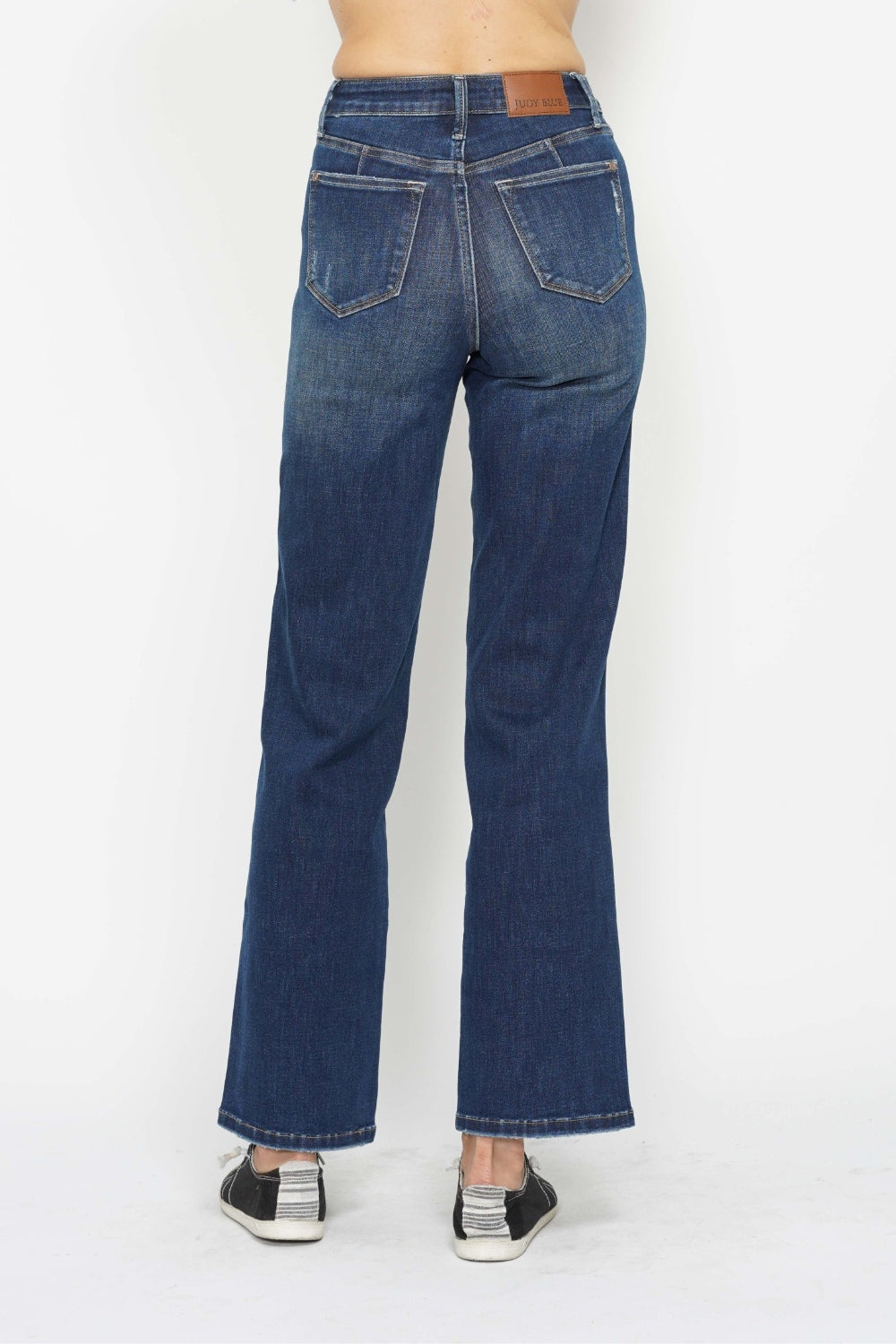 Judy Blue Tummy Control Jeans High Waisted with Plus Size AND T400 Material. These jeans are packed with higher quality features and tummy control! Dark ash and Inclusive Sizing.